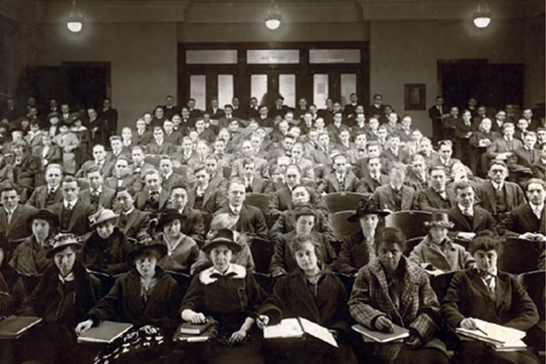 Commerce College Lecture Hall 1913