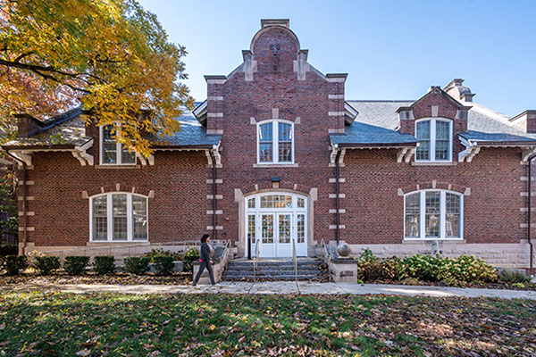 Irwin Doctoral Hall at Gies College of Business